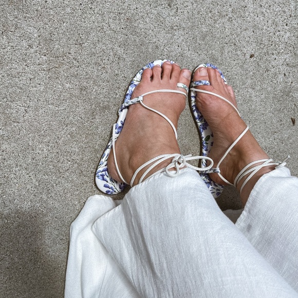 TKEES Shoes Tkees X Alice Olivia Sandals Poshmark